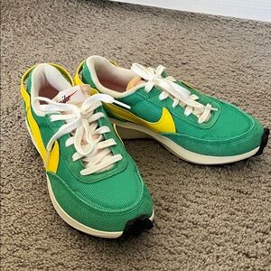 Nike Waffle Debut Sneakers - Green and Yellow, 7.5